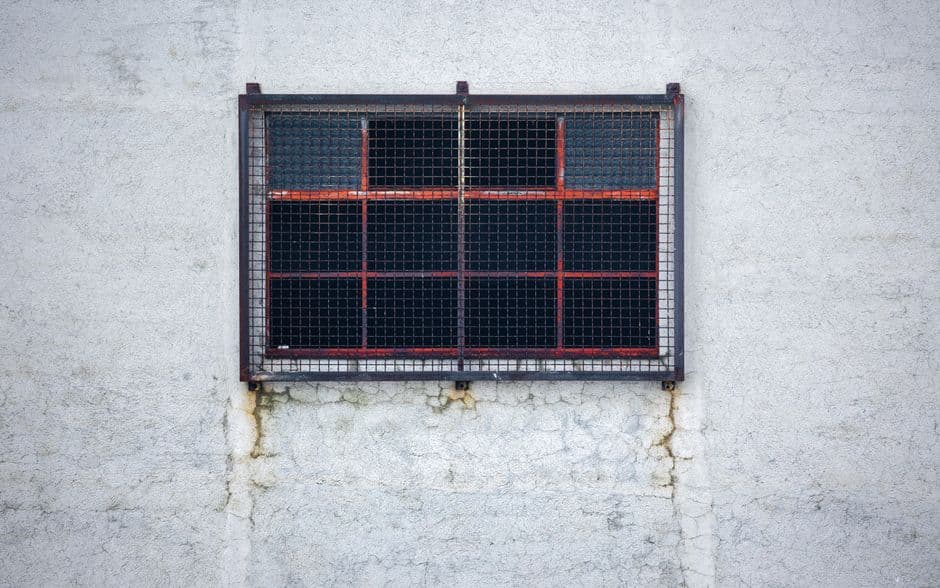 How to Choose the Best Security Screens for Your Home