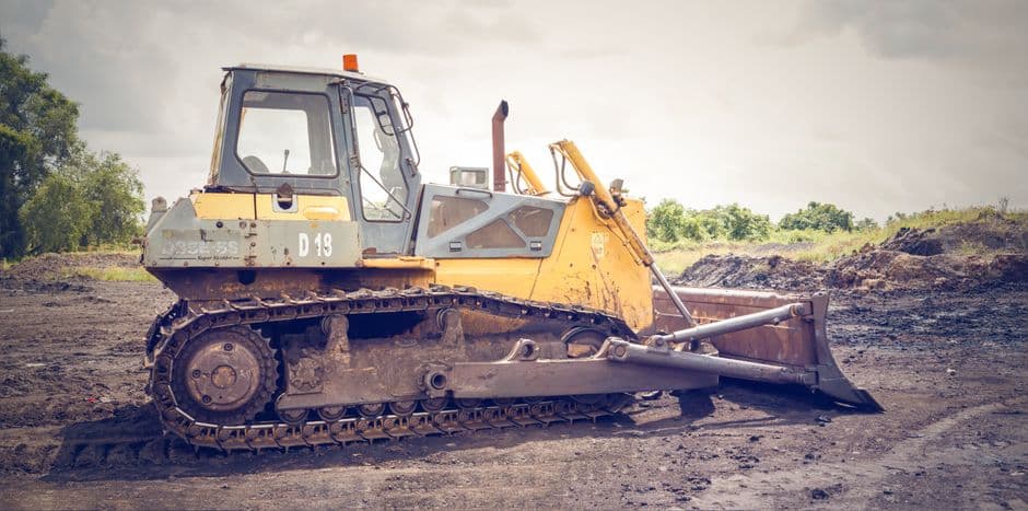 Maintenance and Lifecycle Management of Earthmoving Equipment