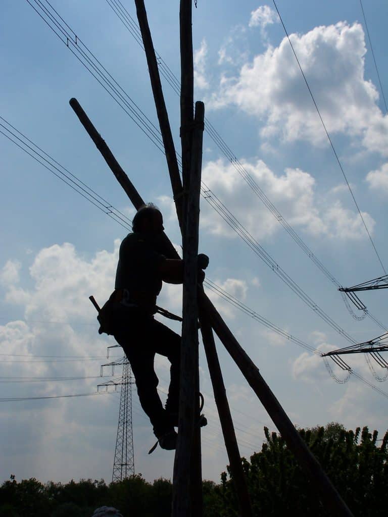 commercial electrician mackay
