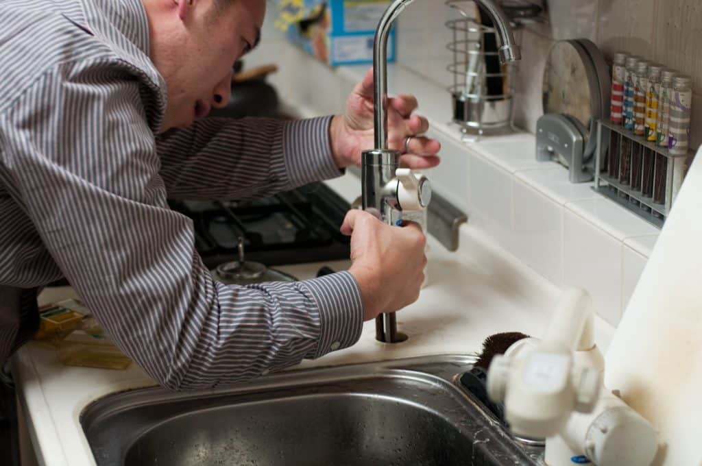plumbers tamworth